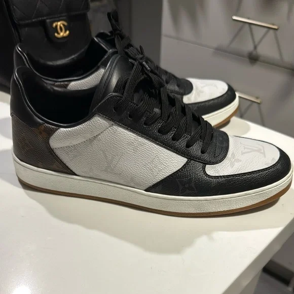 Men’s Louis Vuitton Black and White Sneakers - Picture 3 of 6